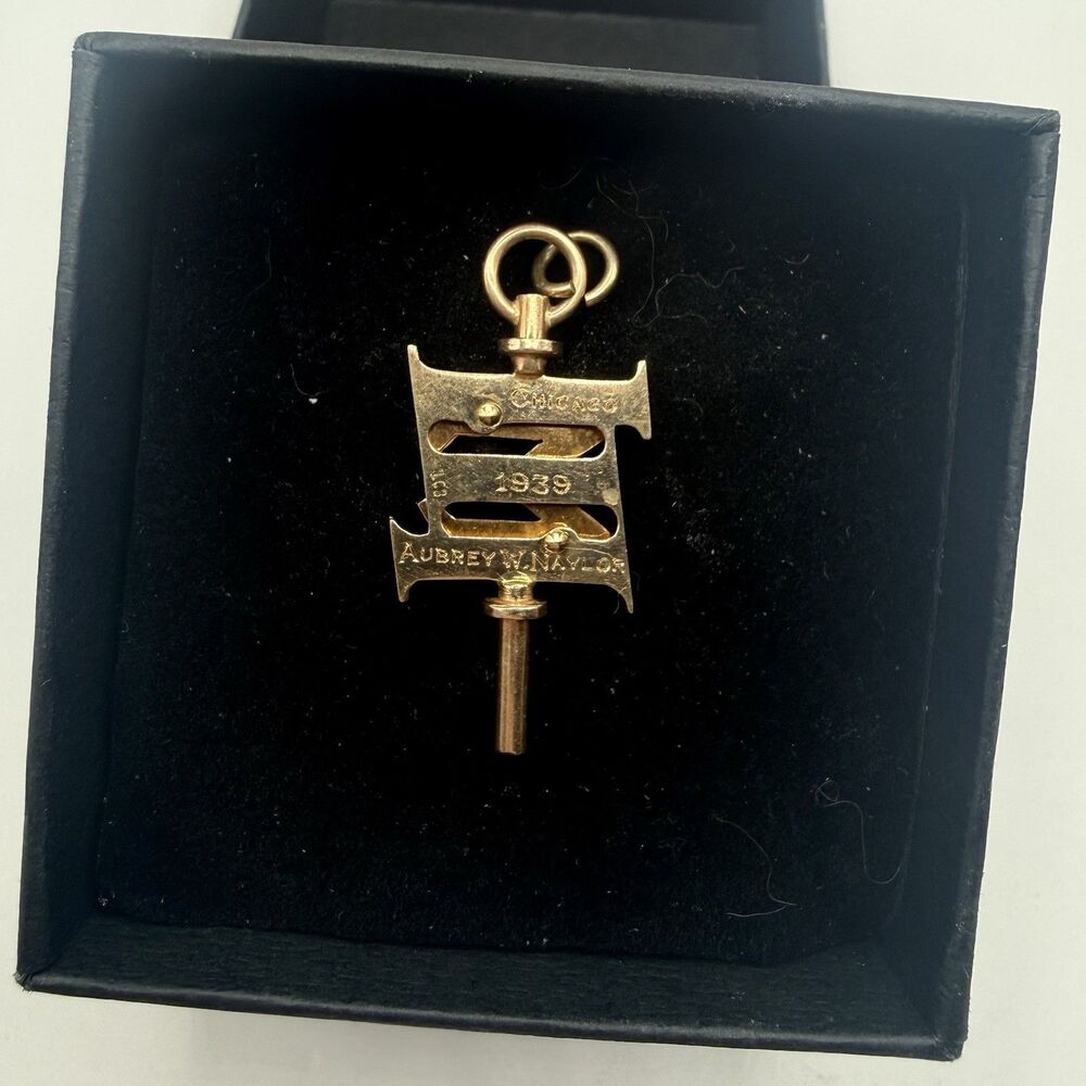 1939 Sigma Xi 10k Gold Watch Key Aubrey W Naylor Chicago Provenance Scientist
